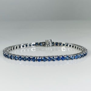 14K White Gold Royal Blue Sapphire Tennis Bracelet 8.60ct