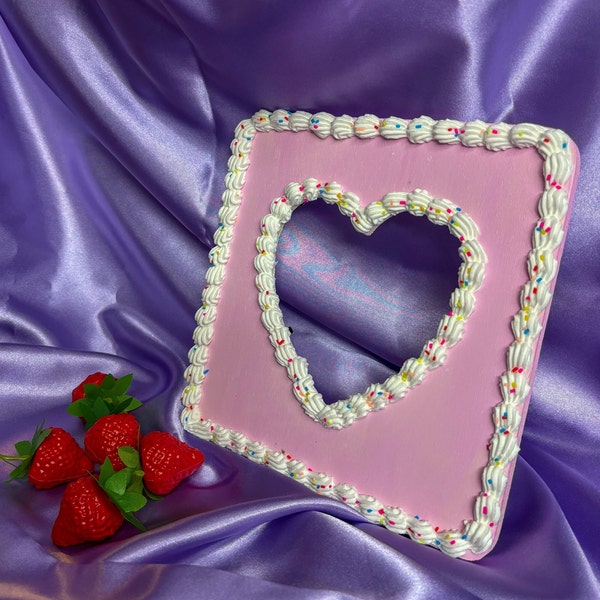 Fake Cake Photo Frame / Unique Picture Frame / Girly Aesthetic Kawaii Photo Frame / Pink Desktop Photo Standing Frame