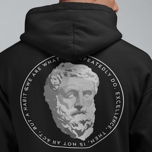 Moletom com capuz do filósofo grego antigo Aristóteles, somos o que fazemos repetidamente, presente de formatura, presente de filosofia para ele e ela