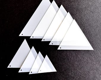 Set base di 9 triangoli di varie misure (da 2,5 a 7,6 cm) per creare splendidi motivi mandala, perfetto per tutti i livelli di abilità, un'ottima idea regalo per i principianti.