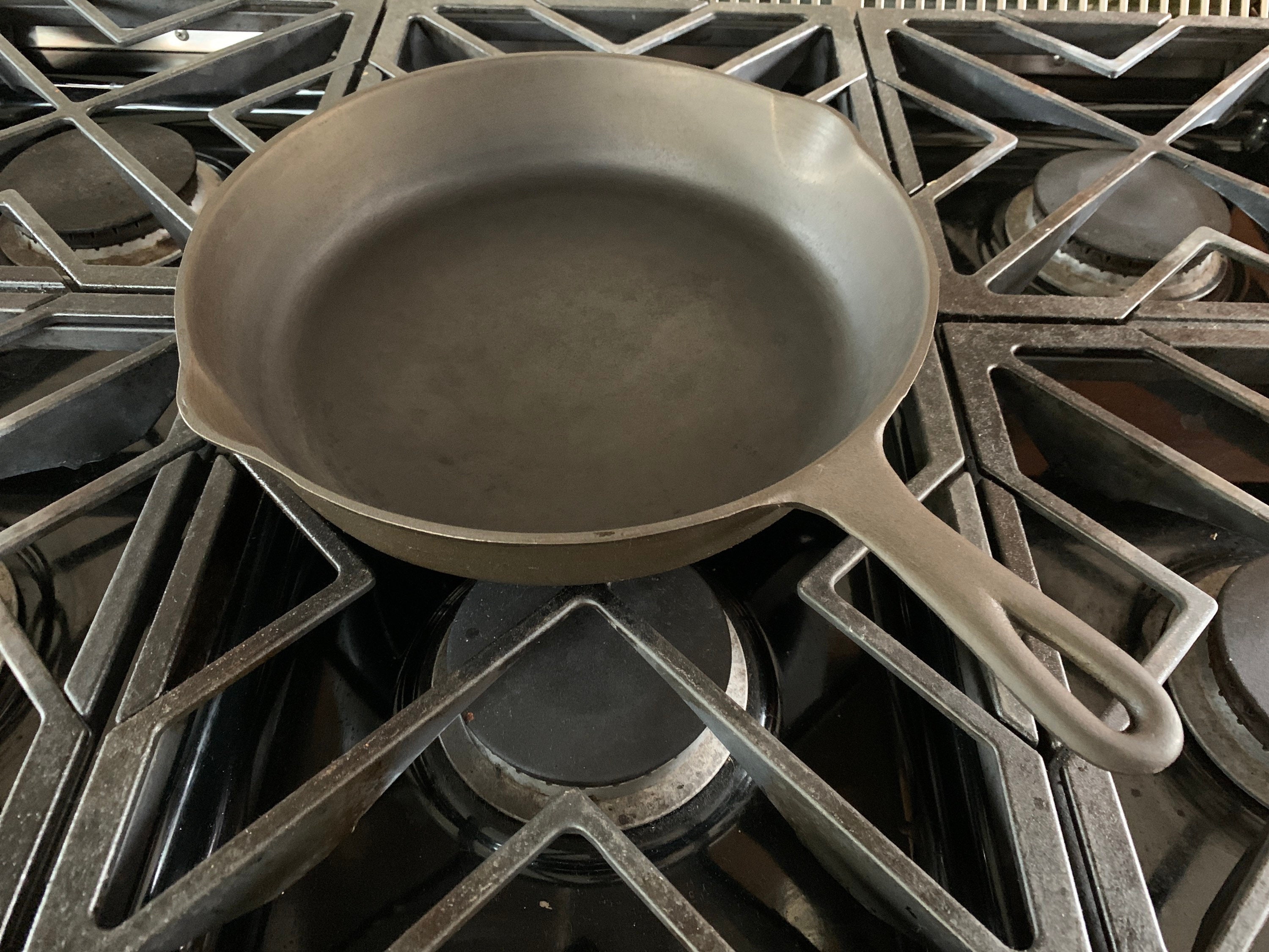 Birmingham Stove & Range 8 Cast Iron Skillet BSR Red Mountain Series