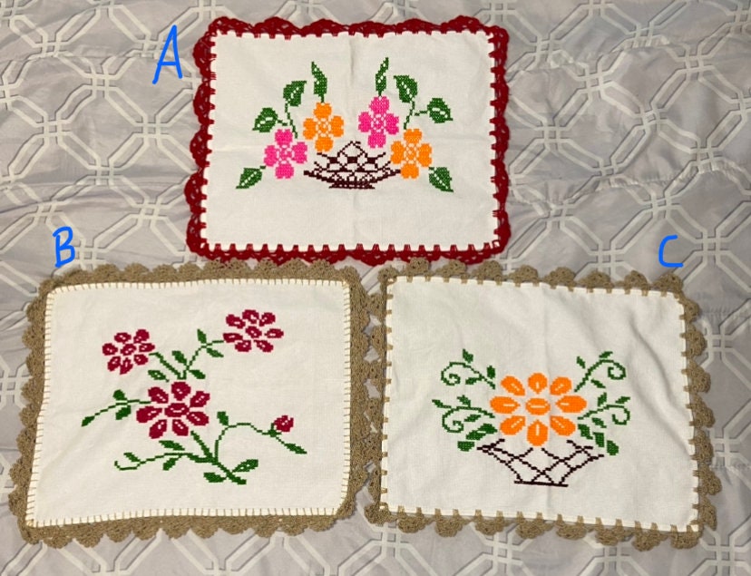 Embroidered Table Cloth, Cervilletas Para Tortilla, Mexican Embroidered  Linen Napkin, Servilletas Bordadas a Mano, Servilleta Cosidas a Mano 