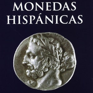 Pode incluir: Uma moeda de prata com o perfil de um homem barbudo com uma coroa de louro na cabeça. A moeda tem o texto "MONEDAS HISPÁNICAS" nela.