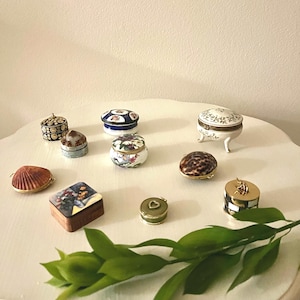 Vintage Box Collection, Including Ring Boxes, and Jewelry Boxes