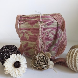 Petit mochila colombien fait main coloré