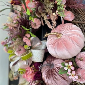 Elegant Fall Pink and Mauve Velvet Pumpkin Wreath, Autumn Wreath, Fall ...