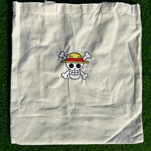 One Piece Straw Hat Pirate Flag Logo