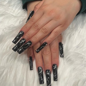 Black + Chrome Cyberpunk Press On Nails | Hand-made