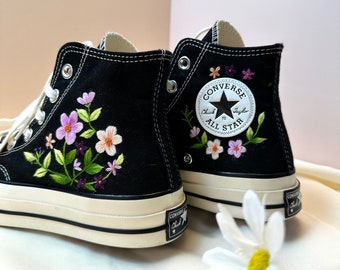 Embroidered Converse/Custom Converse High Top Chuck Taylor 1970s/Converse embroidered With Chrysanthemums/Hand-embroidered Gift For Her