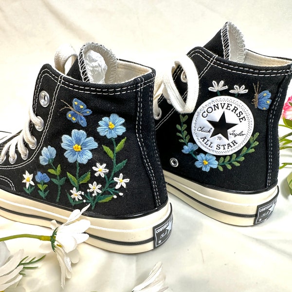 Embroidered Converse/Custom Converse High Top Chuck Taylor 1970s/Converse Embroidered With Blue And White Daisies And Monarch Butterflies