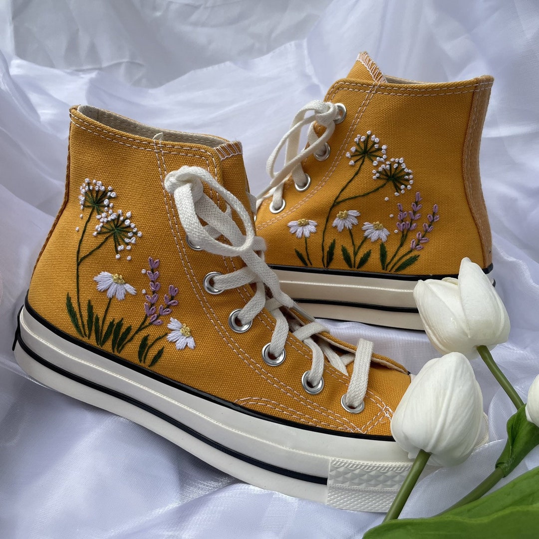Floral Embroidered Custom Converse All Star High Tops 1970s/ Yellow ...