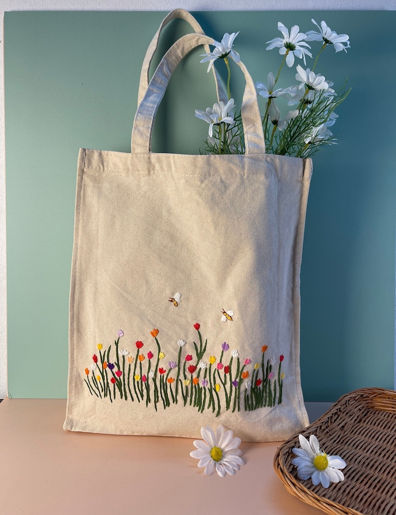 Personalized Tote/embroidered Tote Bag Canvas/flower Garden Canvas Tote ...