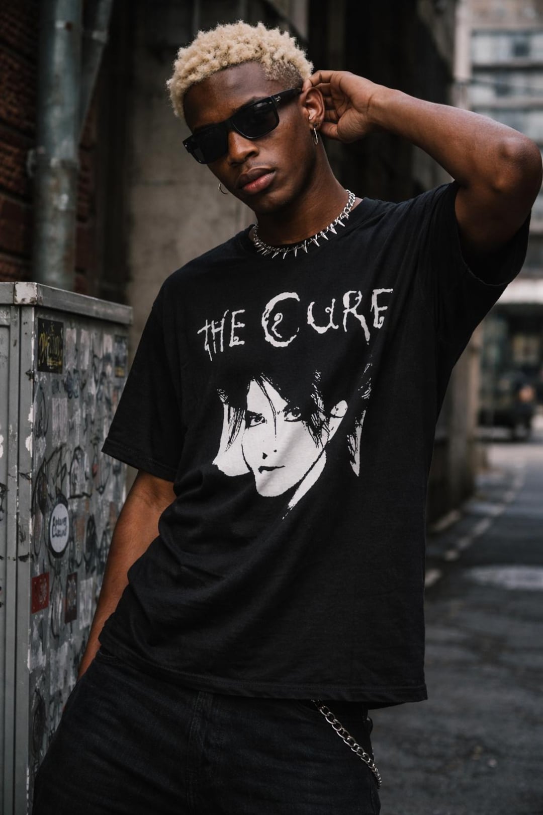 The Cure Robert Smith T-shirt, the Cure Inspired Graphic Tees