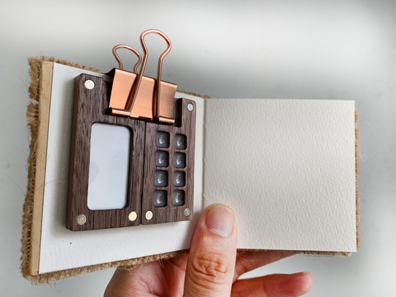 8 Hole Walnut Magnetic Portable Mini Outdoor Watercolor Palette