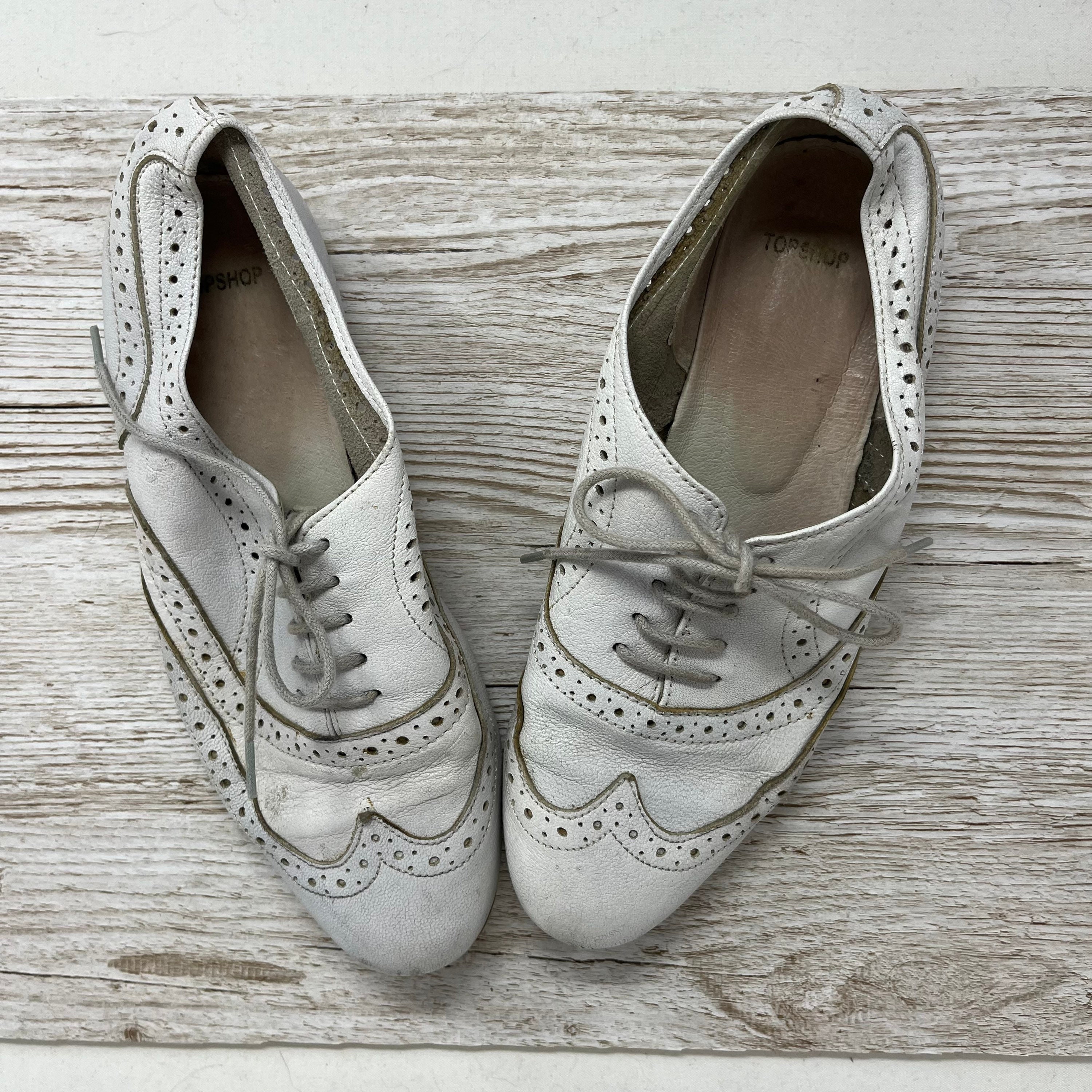 Vintage 1990s Topshop Ladies White Leather Brogue Shoes Retro