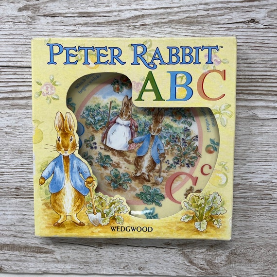  Peter Rabbit 1997 プレート Vintage 1997 Wedgwood Peter Rabbit 18cm ABC Plate in Original Box