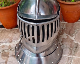 Medieval Knight Steel Helmet: Costume & Display Armor