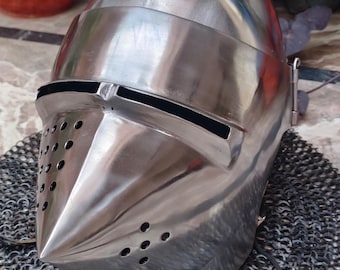 Medieval Houndskull Bascinet Helmet: Steel Bacinet Klappvisor with Chainmail