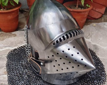 Houndskull Bascinet Helmet: 16 Gauge Steel Pig Face Medieval Helmet