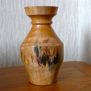 Wooden Handmade Decorative Vase, Beautiful Grain.
