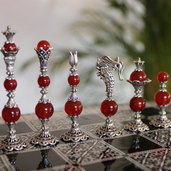 Jeu d'échecs pièces d'échecs en pierre Agate- métal faites main style antique personnalisable échiquier vintage ancien