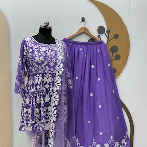 Conjunto de kurta sharara violeta con dupatta, conjunto pakistaní de 3 piezas, georgette con bordado de corte elegante, costura india de primera calidad