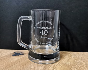 Gravierter Bierkrug aus Glas 0,5 l | Personalisierter Bierkrug | Bierseidel | Weihnachten