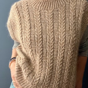 Oversized slipover women&#39;s knitting pattern, oversized, aran, wool, vest, spencer, PDF, English &quot;Herbarium slipover wooledition&quot;.