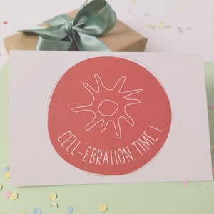 Temps d’ebration cellulaire! / Carte postale / corail blanc / design minimaliste / PhD PostDoc Research Paper Party Defense Academia