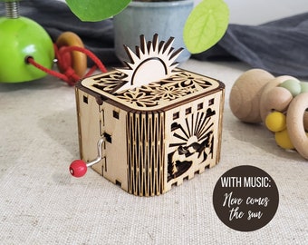 Houten muziekdoos met silhouetten | Here Comes The Sun | Draaiorgeltje "Zonopkomst" |  Cadeau voor muziek en vakantie liefhebbers