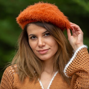 Classic painter hat for sale, soft beret for winter, retro style beret, French beret, painter cap, beret hat for women, vintage beret