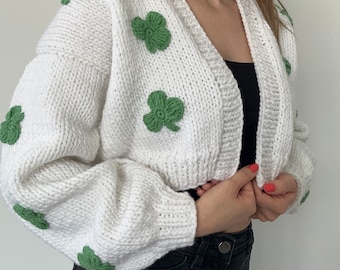 [GRAVER]★CLOVER SMILE EMBROIDERY KNIT CARDIGAN UNISEX] Clover smile embroidery knit cardigan - GRAVER | 60