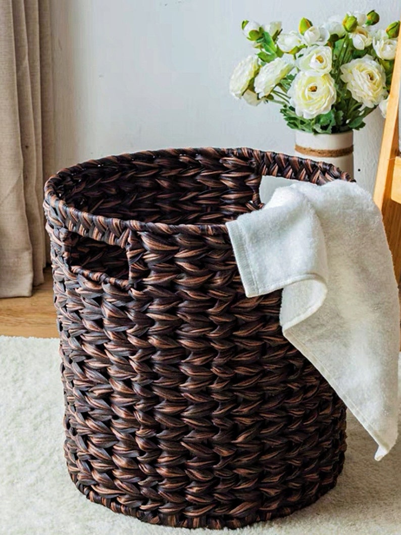 Handcrafted Rattan Storage Basket with Lid Modern Luxury Artsy Design, Basket, Home Decor, Storage Basket, Toy Storage, Laundry Basket zdjęcie 1