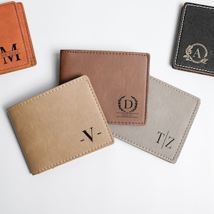 Cartera de monograma personalizada, titular de dinero personalizado grabado bifold, regalo para el marido, cartera de negocios corporativos monograma, regalo de novio