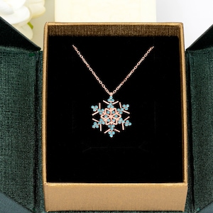 925 Sterling Silver Glittering Snowflake Necklace,  Snowflake Necklace, Snowflake Jewelry, Sterling Silver Snowflake Necklace