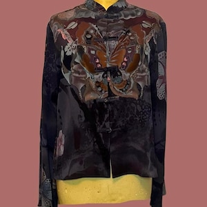Blusa vintage Harari de seda com estampa de borboletas | Blusa com mangas sino, tamanho médio