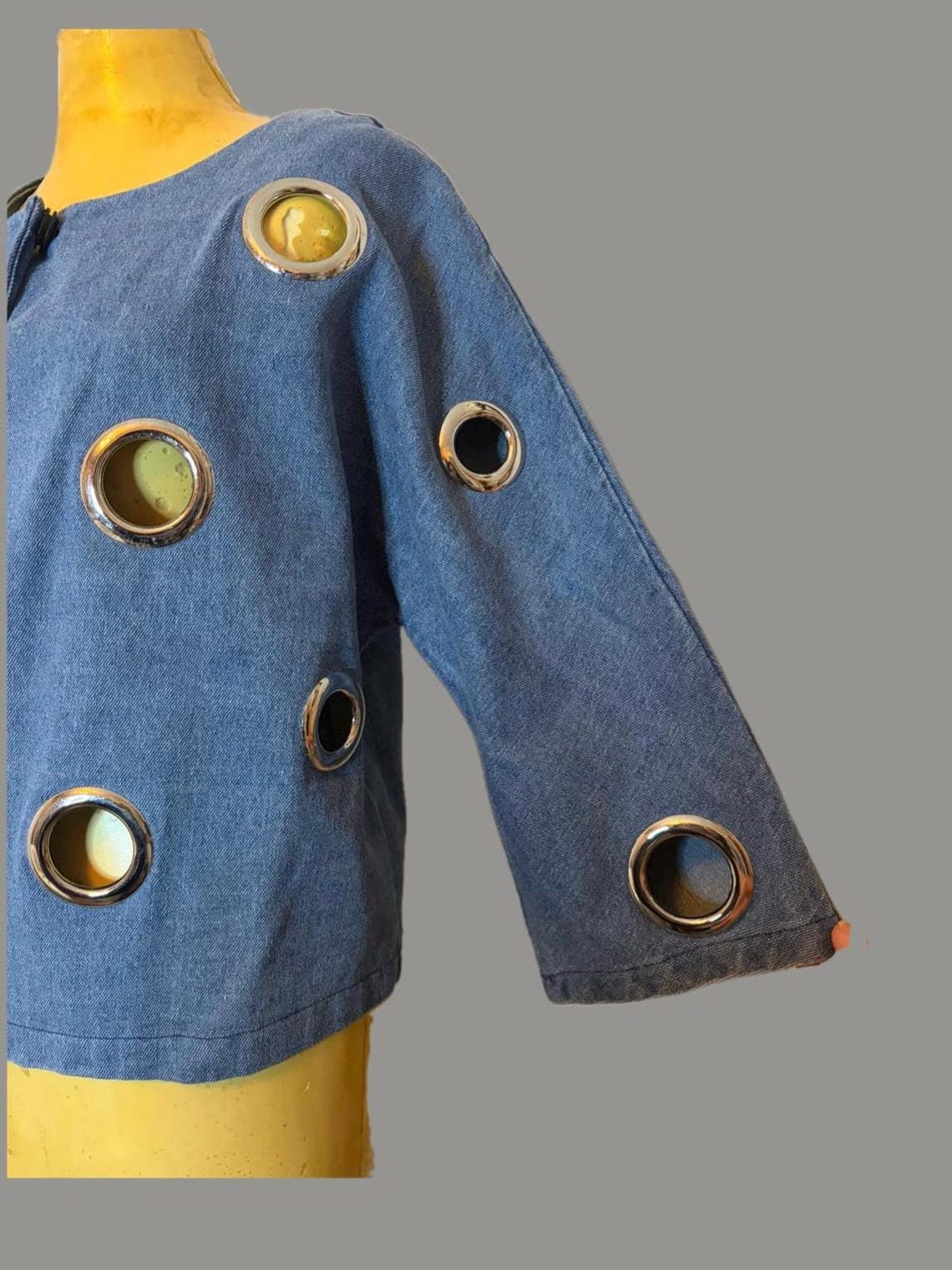 Avant Garde Denim Jacket | Grommet Detail, Size Small, Foto 2 von 5