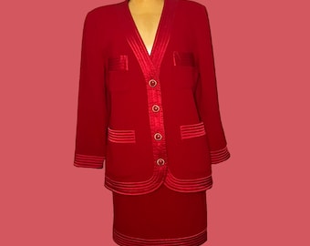 Elegant Valentino Red Wool Skirt Suit