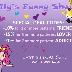K&ouml;nnte beinhalten: Ein lilafarbener Hintergrund mit dem Text "Lily's Funny Show" in Wei&szlig;. Der Text "SPECIAL DEAL CODES" ist in Schwarz. Darunter befinden sich drei Rabattcodes: -10&nbsp;% f&uuml;r 3 oder mehr Muster: FRIEND, -15&nbsp;% f&uuml;r 5 oder mehr Muster: LOVER, -20&nbsp;% f&uuml;r 7 oder mehr Muster: ADDICT. Der Text "Geben Sie den RABATT-CODE bei der Zahlung ein." ist in Schwarz.