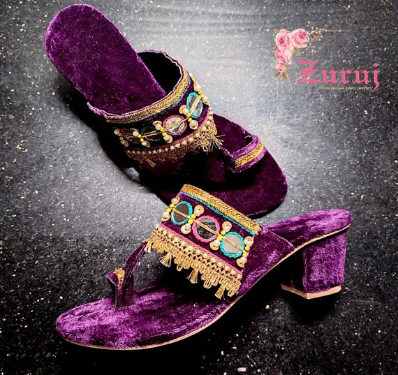 Shunya Women Gold Ethnic Kolhapuri Block Heels Sandal