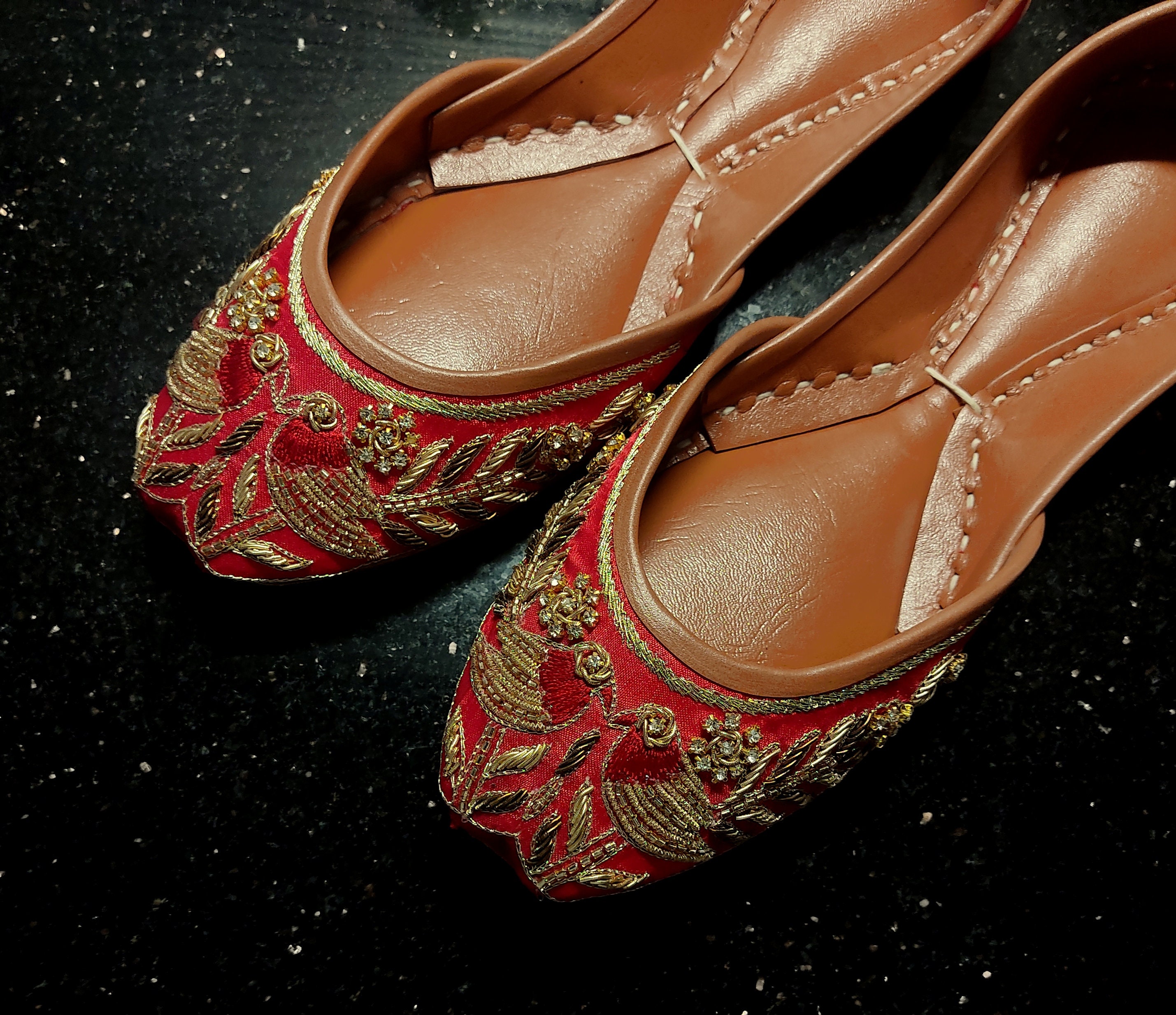 Red khussa deals