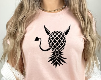 Camiseta con piña al revés con cuernos y cola de diablo, sudadera con piña, camiseta con piña al revés, sudadera con capucha con piña al revés, verano