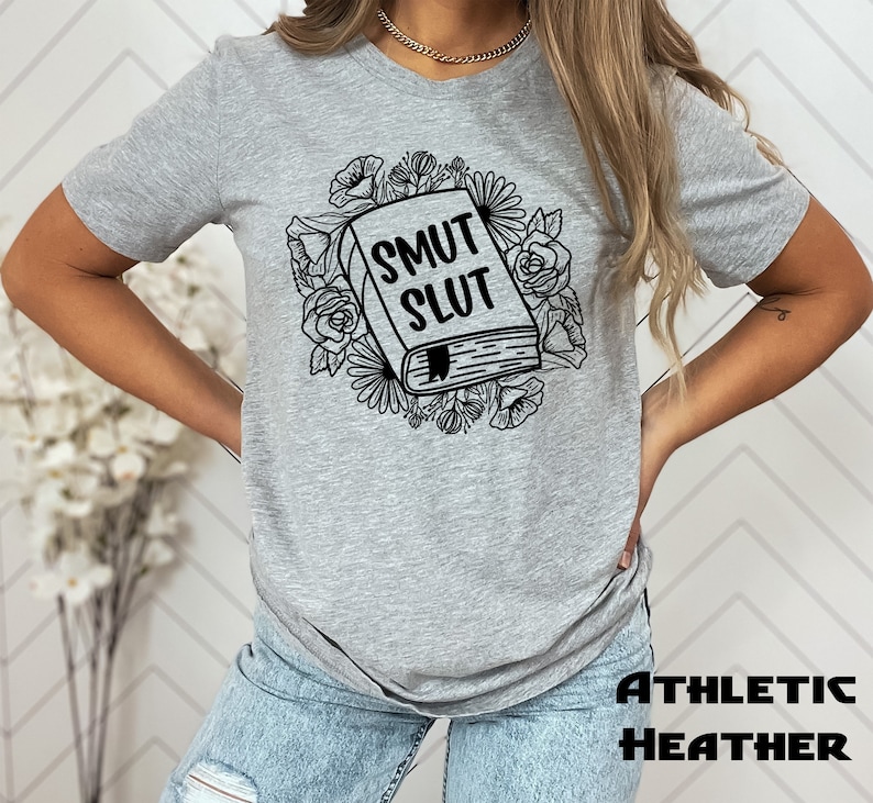 Smut Slut Shirt, Bookish Sweatshirt, Smut Reader, Bibliophile, Smut Slut Sweatshirt, Spicy Book, Dark Academia, Spicy Book Gift Bild 4