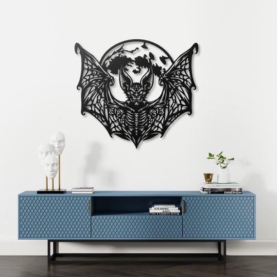 Majestic Full Moon Bat Metal Wall Art – Gothic Home Decor, Nocturnal Creature, Lunar Phases Hanging