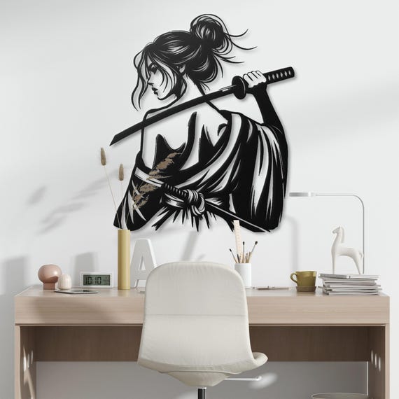 Samurai Woman Metal Wall Art: Japanese Katana Home Decor
