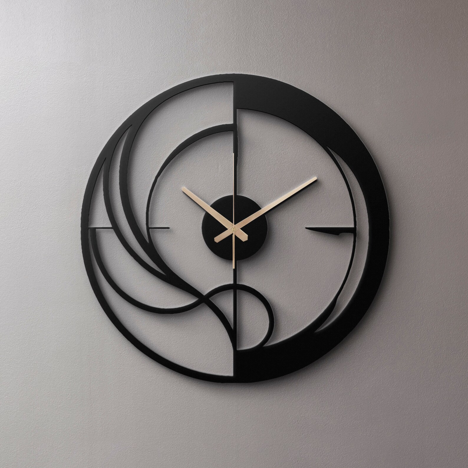 Abstract Minimalist Metal Wall Clock - Modern Geometric Design ...