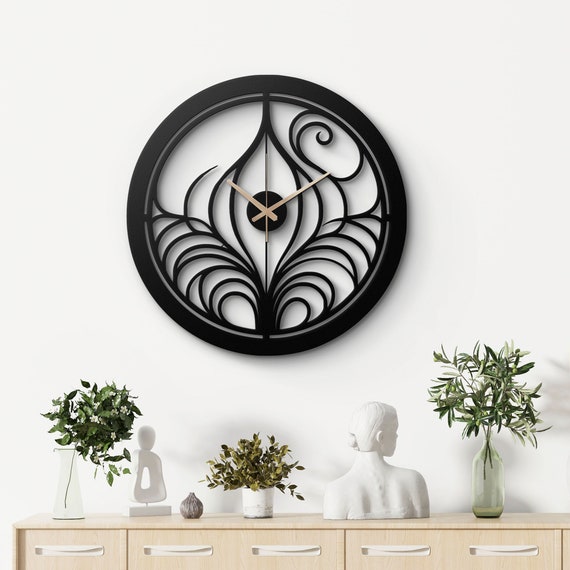 Elegant Art Nouveau Metal Wall Clock - Intricate Floral Design - Stylish Home Decor