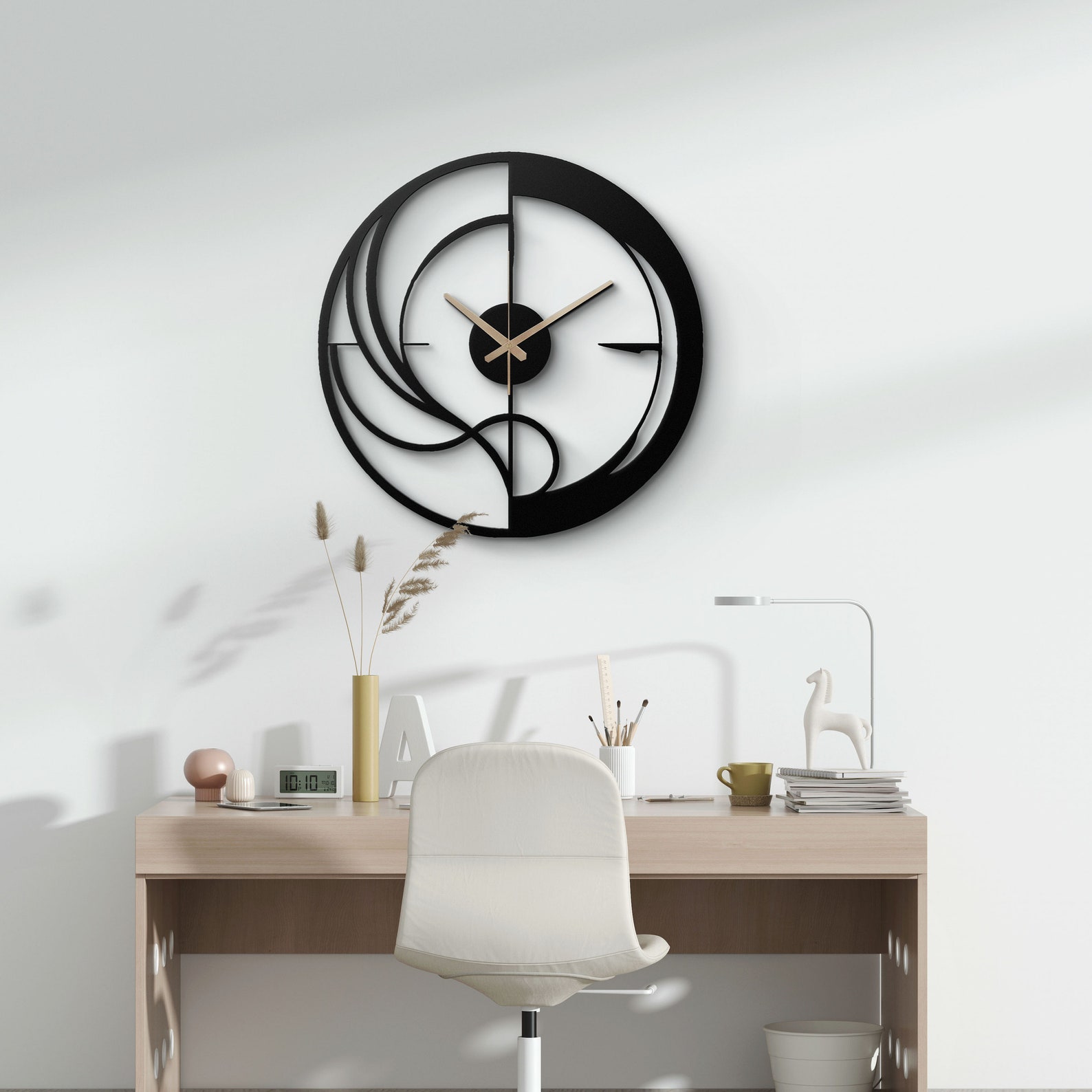 Abstract Minimalist Metal Wall Clock - Modern Geometric Design ...