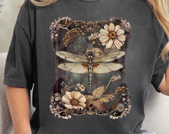 Womens Dragonfly Floral Tshirt,Boho Dragonfly Tee,Nature Lover Shirt,Garden Lover Gift,Cottagecore Tshirt,Botanical Shirt,Comfort Colors