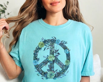 Women's Peace T-shirt,Boho Flower Shirt,Folk Art Flowers Shirt,Hippie Peace Tee, Peace Love Shirt,Retro Peace Tee,Gift For Mom,Comfort Color